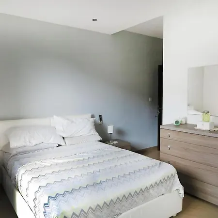 Seaside Serenity: Gem