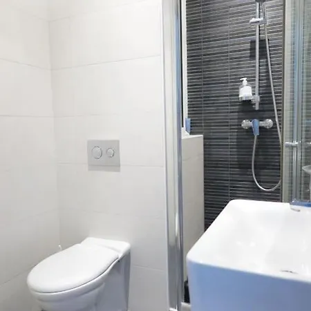 Seaside Serenity: Gem